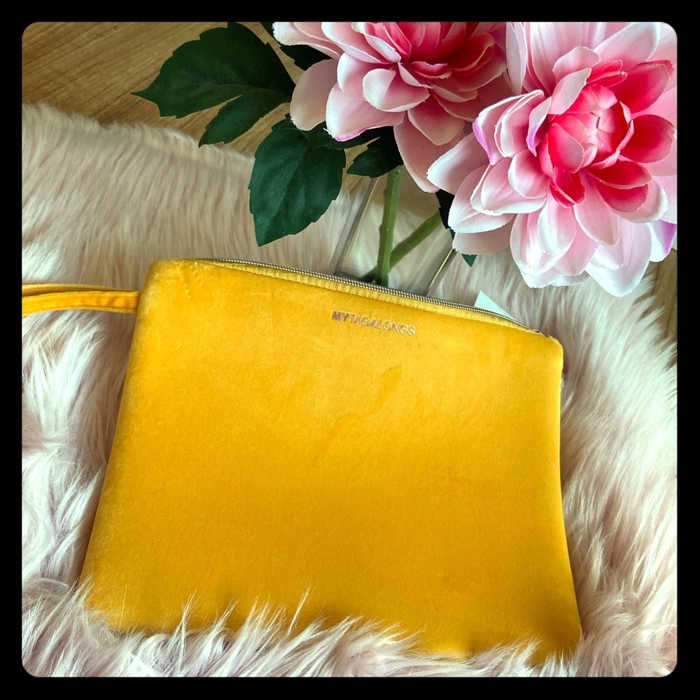 MY TAGALONGS JET SETTER POUCH